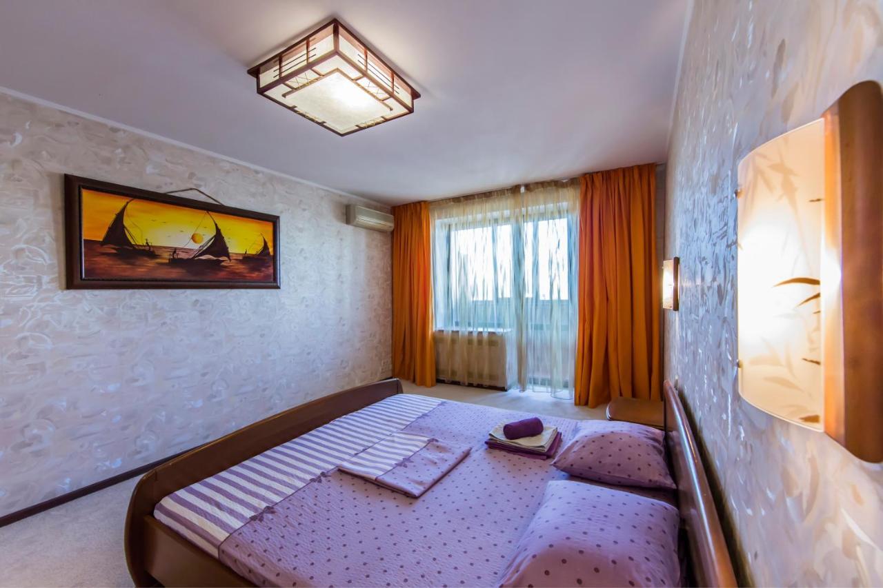 Two-Room Apartments On Maidan Nezavisimosti 키예프 외부 사진