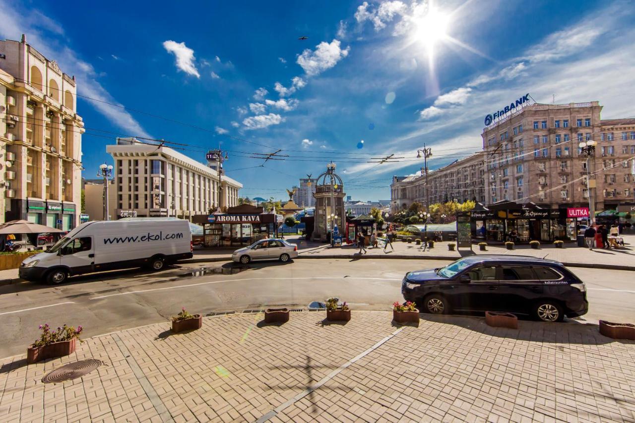 Two-Room Apartments On Maidan Nezavisimosti 키예프 외부 사진